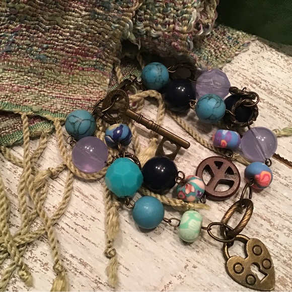 Lock and Key Bracelet         🎀[2/$25.00]🎀 - Picture 5 of 5